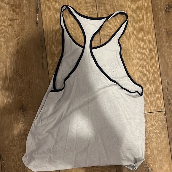 NWOT Braves Nike Racer Back - Picture 3 of 3